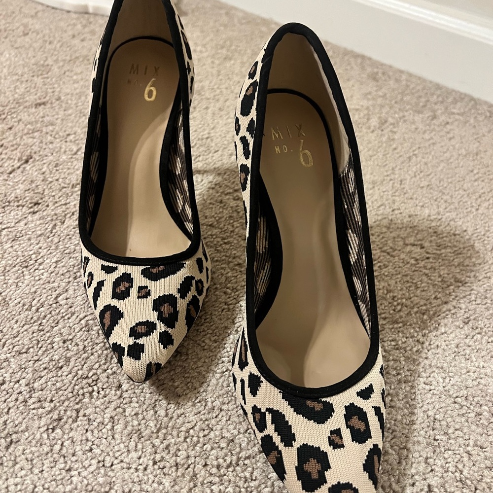Mix No. 6 Black and Cream Leopard Heels